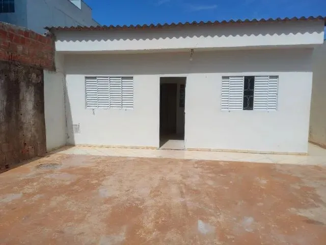 Imagem 8: Alugo Casa na Qn 15A Conj 2, Rf II