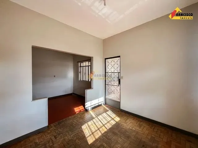 Imagem 3: Casa para Aluguel, 3 Quartos, Centro - Divinópolis/Mg