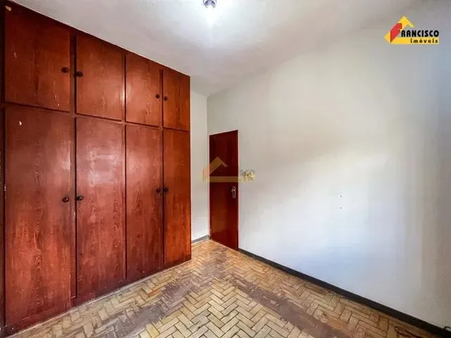 Imagem 8: Casa para Aluguel, 3 Quartos, Centro - Divinópolis/Mg