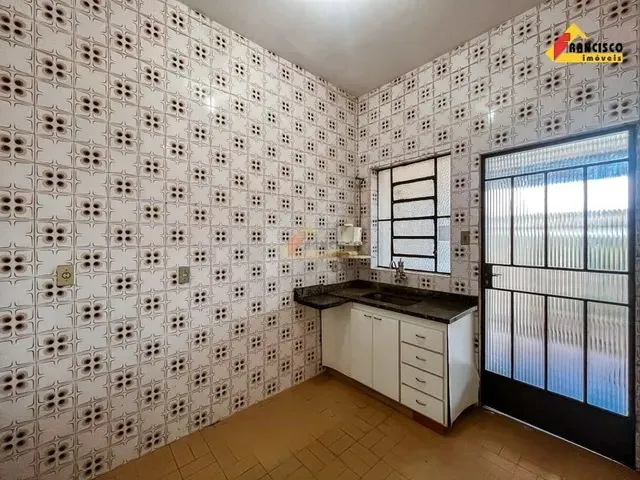 Imagem 16: Casa para Aluguel, 3 Quartos, Centro - Divinópolis/Mg