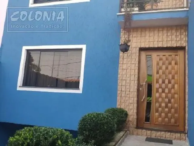 Imagem: A casa possui 3 Dormitórios, 1 Suíte, 4 Banheiros, 5