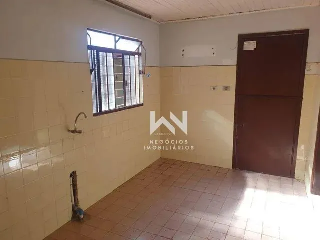 Imagem 12: Casa com 3 Dormitórios para Alugar, 120 M² por R$ 1.350,00/Mês - Leonor - Londrina/Pr