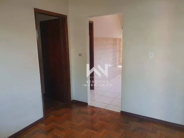 Imagem 2: Casa com 3 Dormitórios para Alugar, 120 M² por R$ 1.350,00/Mês - Leonor - Londrina/Pr