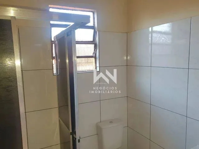 Imagem 3: Casa com 3 Dormitórios para Alugar, 120 M² por R$ 1.350,00/Mês - Leonor - Londrina/Pr
