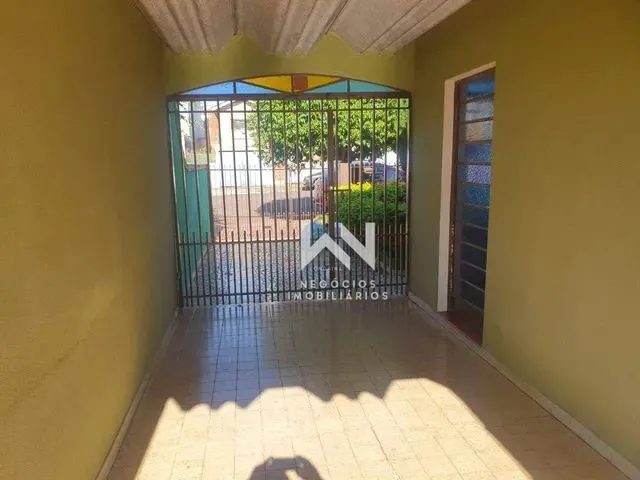 Imagem 8: Casa com 3 Dormitórios para Alugar, 120 M² por R$ 1.350,00/Mês - Leonor - Londrina/Pr