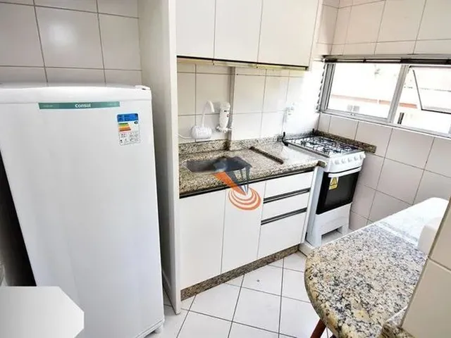 Imagem: O apartamento possui 2 Dormitórios, 1 Banheiro, 1 Vaga na
