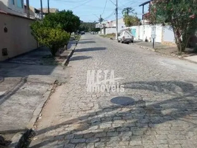 Imagem: Casa com 3 Dormitórios À Venda, 300 M²