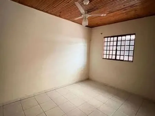 Imagem 3: Casa com Edícula - Jardim Imagawa - R$290.000