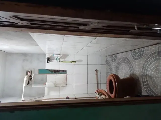 Imagem: A casa possui 2 Dormitórios, 2 Banheiros e está