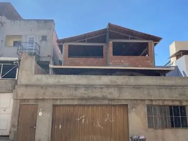 Imagem: Casa com 3 Andares no Bairro Sapucaias 2