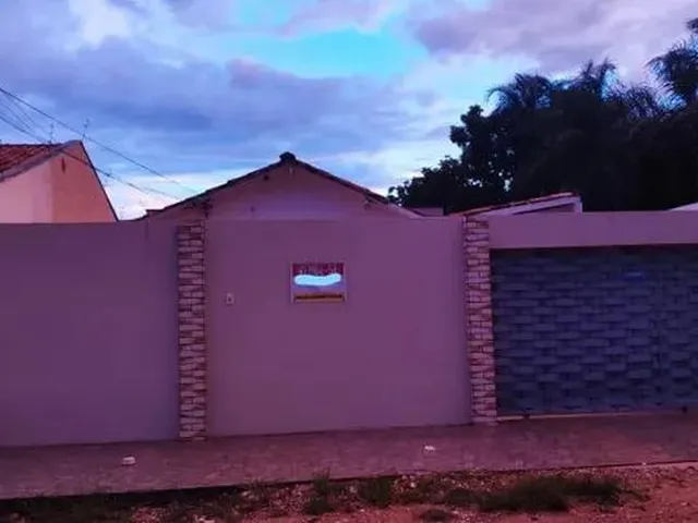 Imagem 1: Casa com 3 Quarto(S) no Bairro Jardim Gramado em Cuiabá - Mt