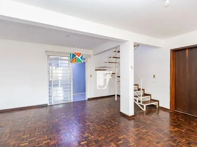 Imagem 14: Sobrado com 3 Dormitórios À Venda, 110 M² por R$ 450.000,00 - Capão da Imbuia