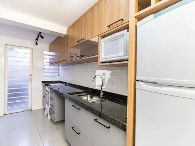 Imagem 3: Sobrado com 3 Dormitórios À Venda, 110 M² por R$ 450.000,00 - Capão da Imbuia