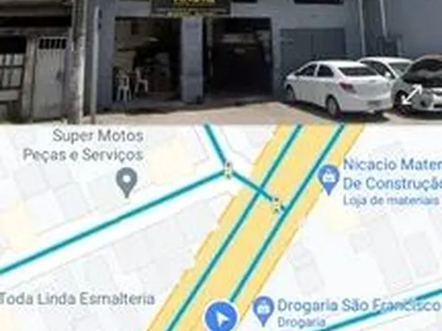 Imagem: 01 Lojão com 4 Apartamentos