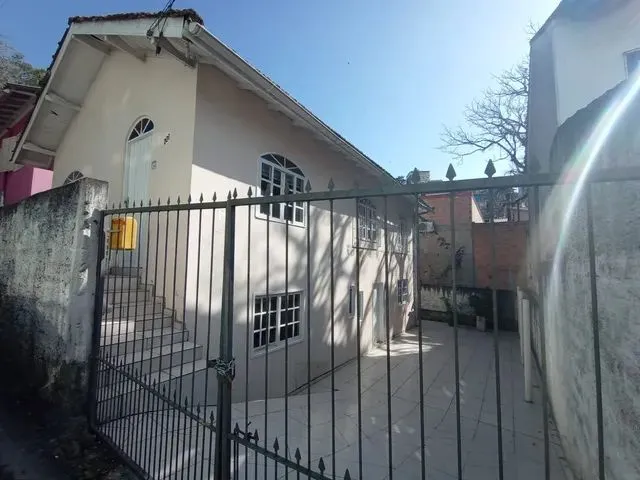 Imagem 8: Excelente Casa na Agronômica
