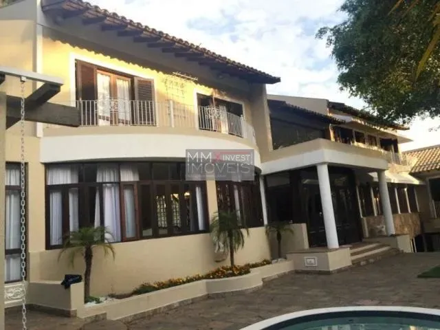 Imagem: Sobrado com 700M² e 4 Dormitórios À Venda