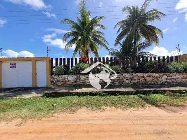 Imagem 1: Casa na Praia de Abais com 600M²