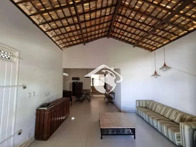 Imagem 2: Casa na Praia de Abais com 600M²