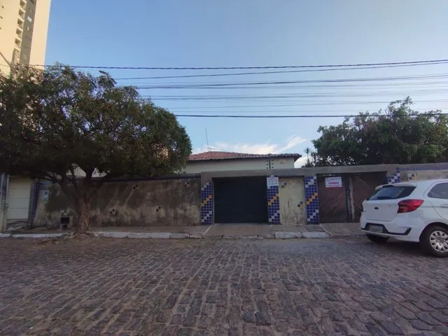 Imagem: Casa À Venda no Bairro Country Club