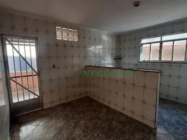 Imagem 1: )(- Oportunidade! Casa Linear e Individual em Terreno Plano 12X30 com 3 Quartos em Encost