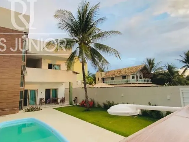 Imagem: Casa Semi Nova, com 4/4, Piscina, a 100