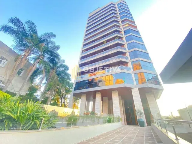 Imagem: O apartamento possui 3 Dormitórios, 1 Suíte, 4 Banheiros,