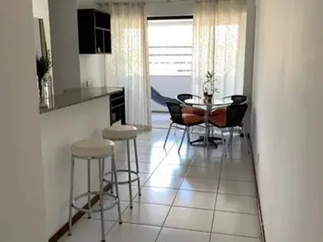 Imagem: O apartamento possui 1 Dormitório, 1 Banheiro, 1 Vaga na