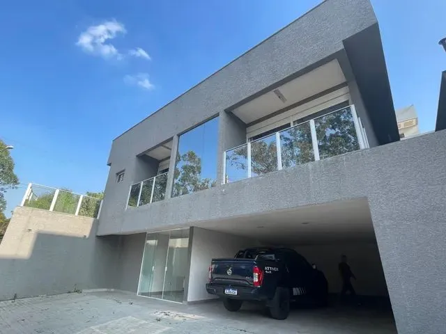 Imagem: Casa a Venda na Granja Viana Condominio