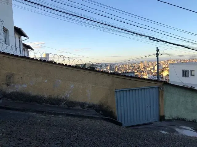 Imagem: Excelente Casa de 03 Quartos no Bairro Renascença