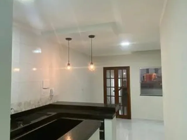 Imagem 1: Oportunidade Atrás da Presidente Dutra - Casa Nova / 1º Andar