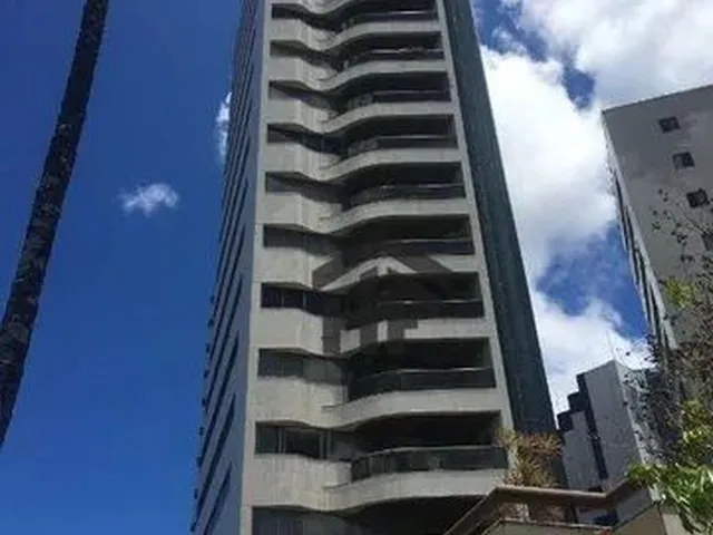 Imagem: Apartamento com 4 Quartos para Venda Ou