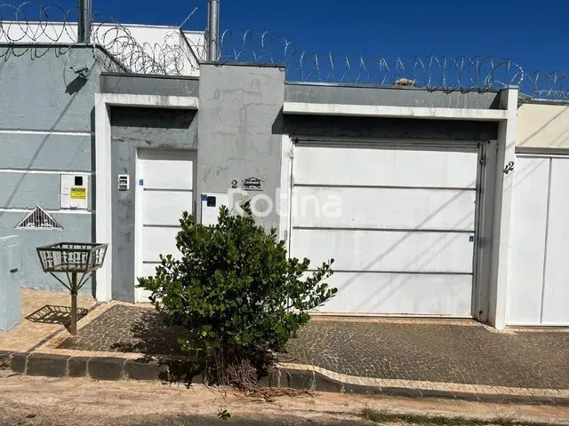 Imagem: Casa para Alugar, 2 Quartos, 1 Suíte, 1