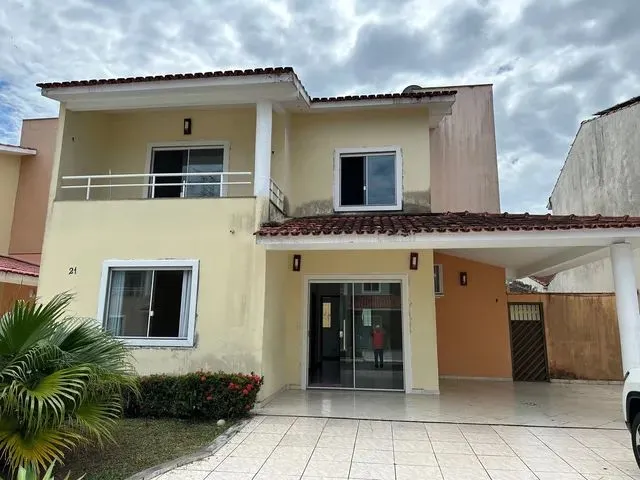 Imagem: Village Park / Casa 2 Pisos / 4 Quartos