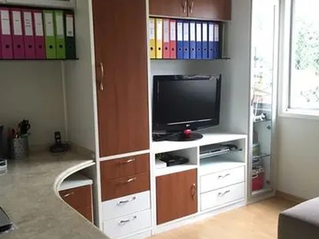 Imagem 9: Vendo Apto Semi Mobiliado com 1 Suíte + 2 Quartos
