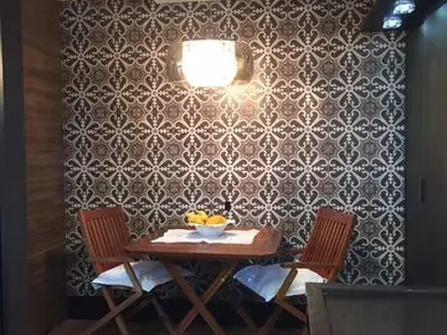 Imagem 10: Vendo Apto Semi Mobiliado com 1 Suíte + 2 Quartos