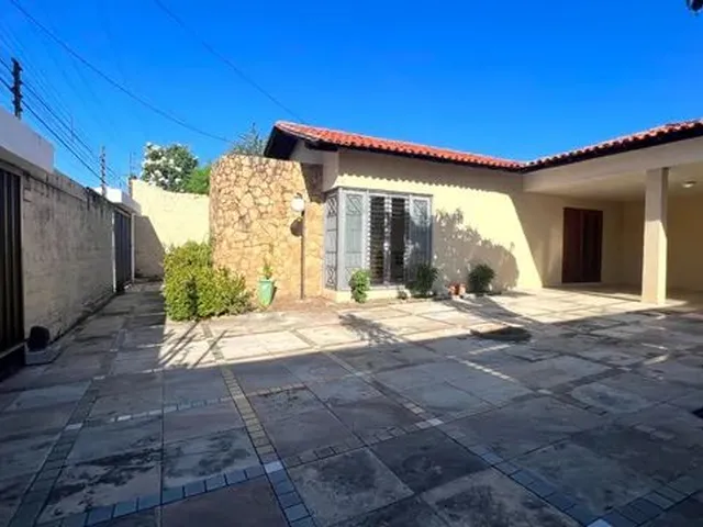 Imagem: Casa para Venda Possui 306 Metros Quadrados