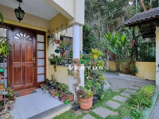 Imagem: Casa com 3 Dormitórios À Venda, 125 M²