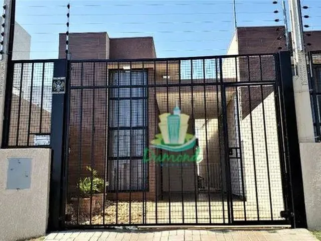 Imagem: Casa com 2 Dormitórios À Venda com 67