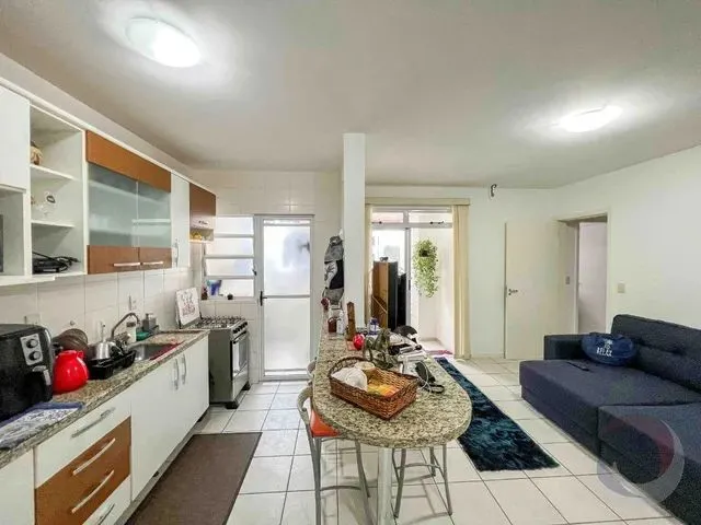Imagem 1: Apartamento Semi Mobiliado com Vista Panorâmica com 2 Quartos em Itacorubi