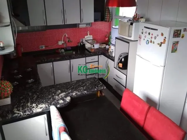 Imagem: Ótimo Apartamento com 03 Dormitórios,02