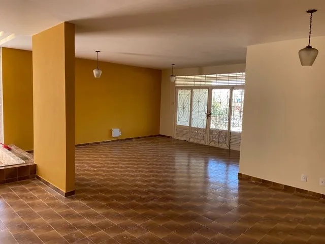 Imagem 1: Casa em Cidade Jardim com 5 Quartos