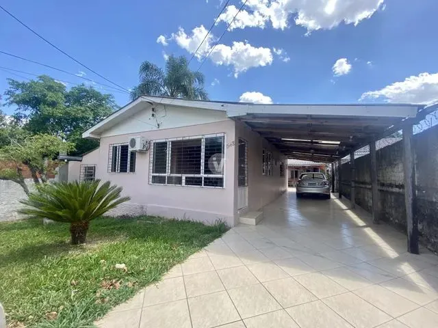 Imagem: Casa com Pátio Localizada no Bairro Dom