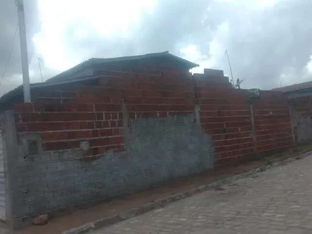 Imagem: Vende-Se Está Casa