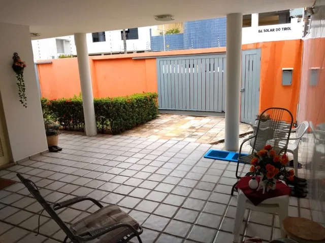Imagem 5: Excelente Casa no Tirol com 4 Quartos