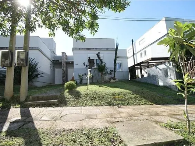 Imagem: Casa com 3 Dormitorio(S) Localizado(A) no