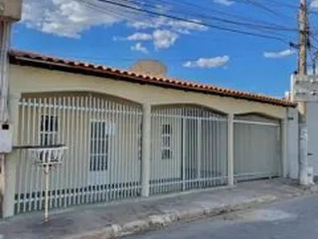 Imagem 1: Casa no Cristo Rei, 3 Quartos