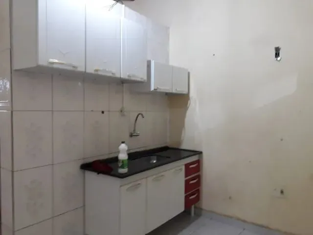 Imagem: Alugo Quarto 3 Compartimentos, R$600 - Água
