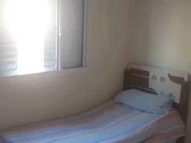 Imagem 3: Aluga-Se Um Quarto