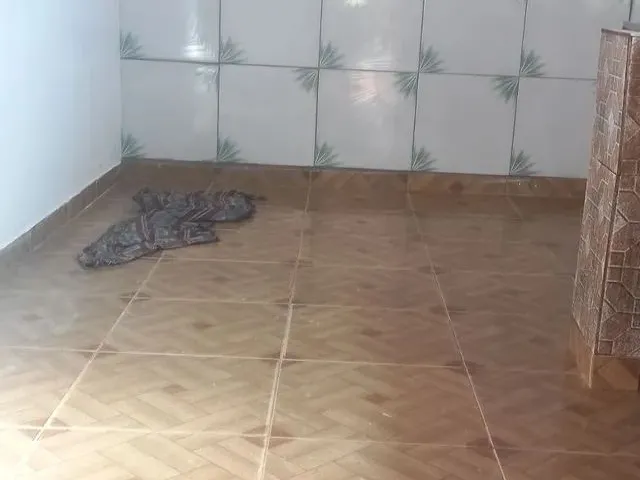 Imagem: Alugo Casa com 2 Quartos, Cozinha, Banheiro