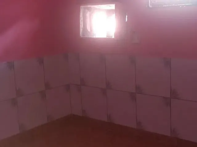 Imagem 2: Alugo Casa com 2 Quartos, Cozinha, Banheiro, Corredor Área de Serviço